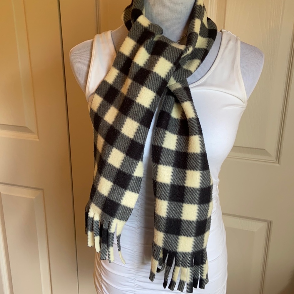 Buffalo Check Fleece Scarf
